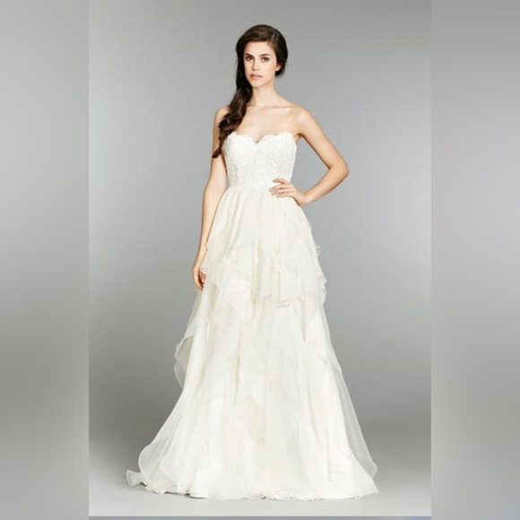 Hayley Paige KIRA Couture Wedding Gown size 10 - Picture 3 of 11